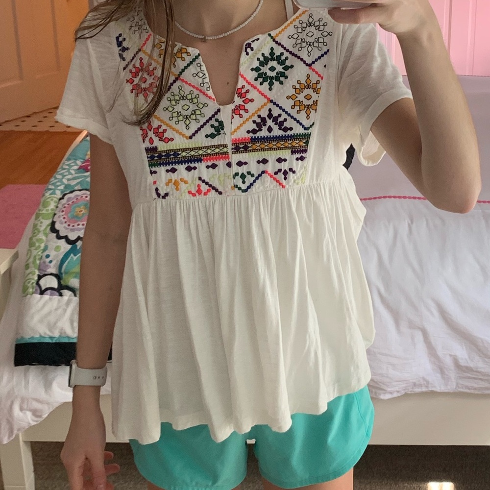 Embroidered Top - Picture 5 of 5